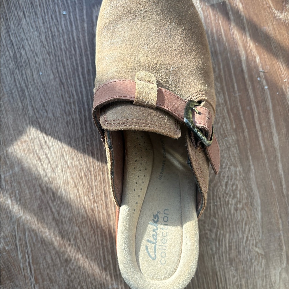 Clarks Tan Suede Women's Mules - Picture 2 of 3